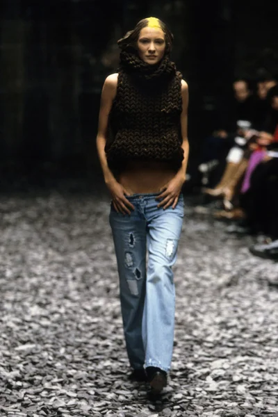Look 28